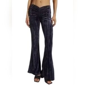 URBAN OUTFITTERS Apolonia Velvet Pull On Flare Pant